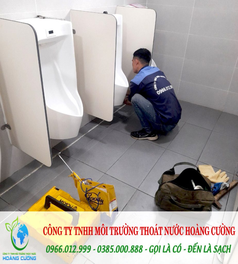 hut-ham-cau-quan-binh-thanh