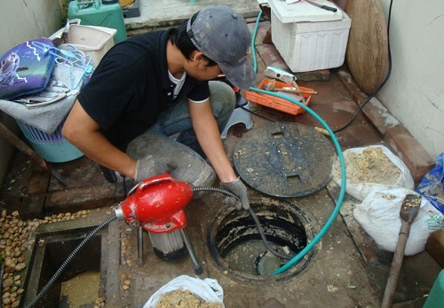 thông tắc cống hoàng mai